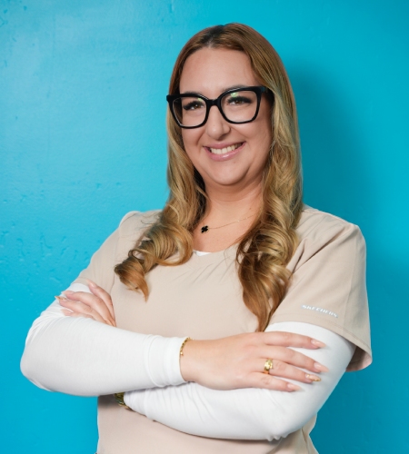 Liri, Office Manager 